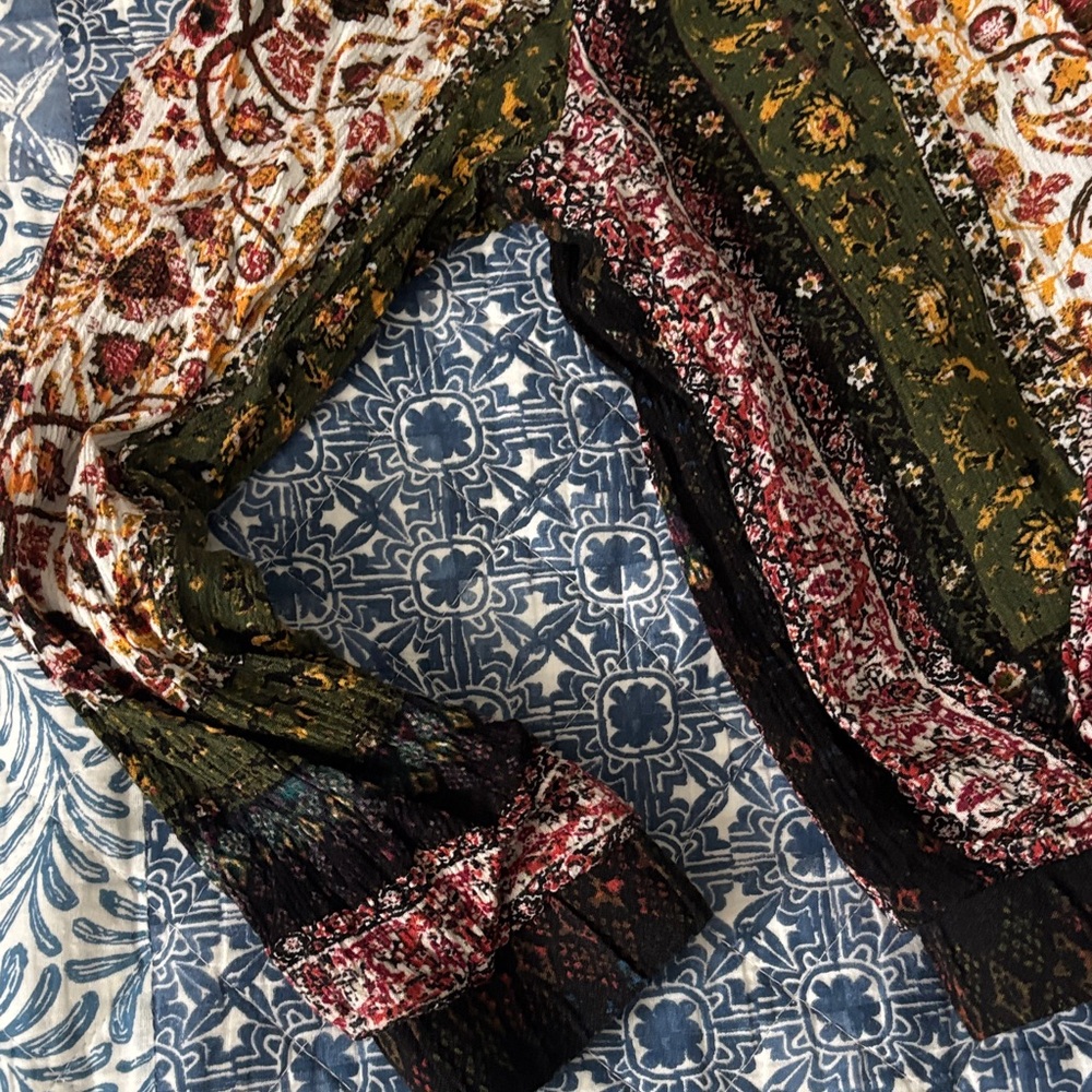 Multicolor Patterned Lightweight Bomber Jacket/Top - image 3